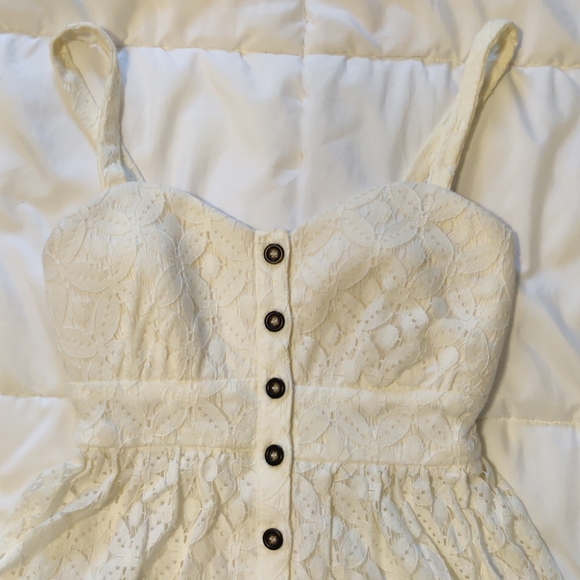 -$3/12$-Cream Lace Buttoned Dress - Picture 3 of 8